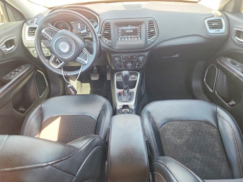 Photo 8 from auction – 2017 JEEP COMPASS with VIN 3C4NJCBB0HT668656