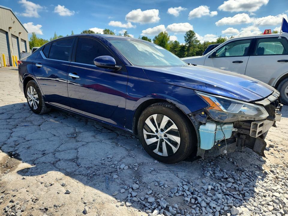 Снимка 4 от търг – 2019 NISSAN ALTIMA с VIN 1N4BL4BV6KC206933