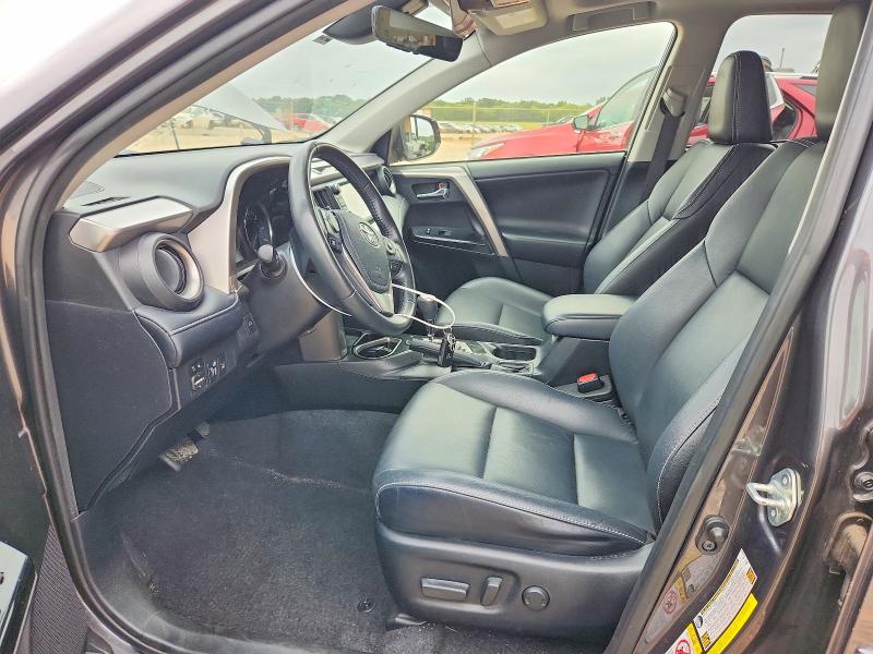 Снимка 7 от търг – 2018 TOYOTA RAV4 с VIN JTMYFREV9JJ744458