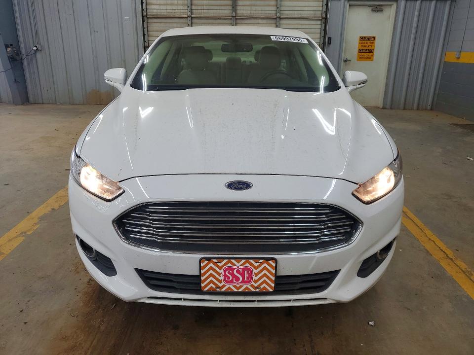 Photo 5 from auction – 2014 FORD FUSION with VIN 3FA6P0H97ER198260