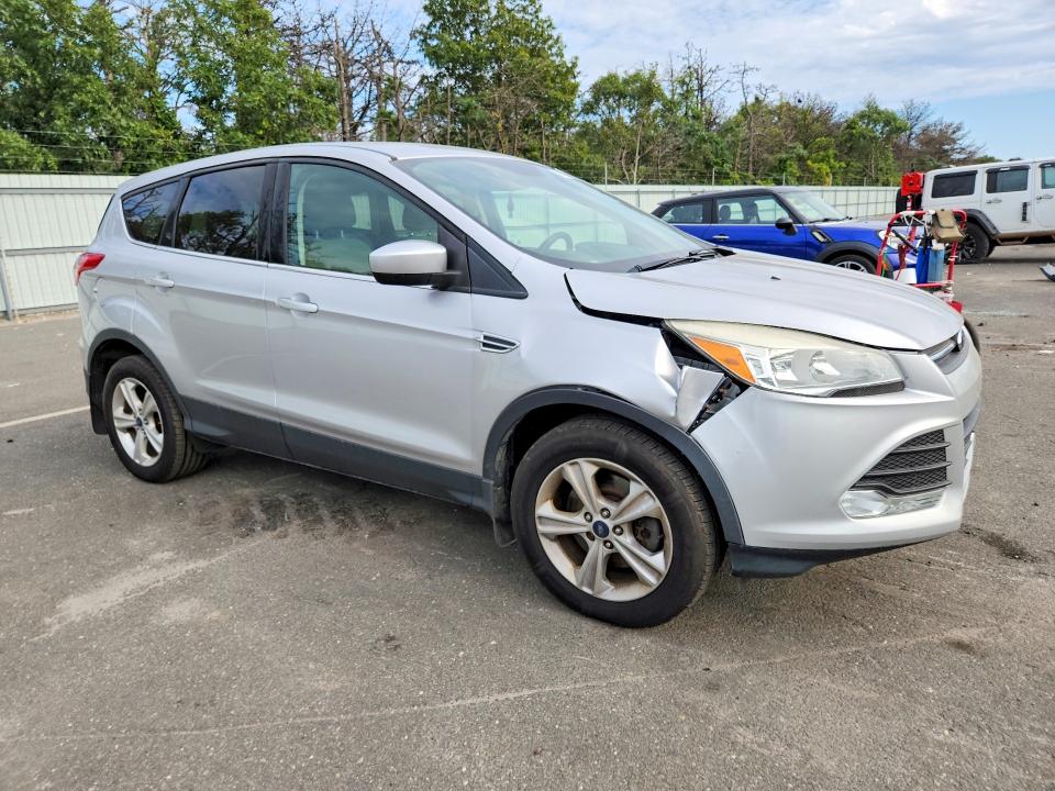Photo 4 from auction – 2015 FORD ESCAPE with VIN 1FMCU9GX7FUA48374