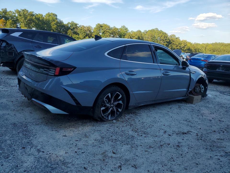 Снимка 3 от търг – 2024 HYUNDAI SONATA с VIN KMHL64JA0RA362035