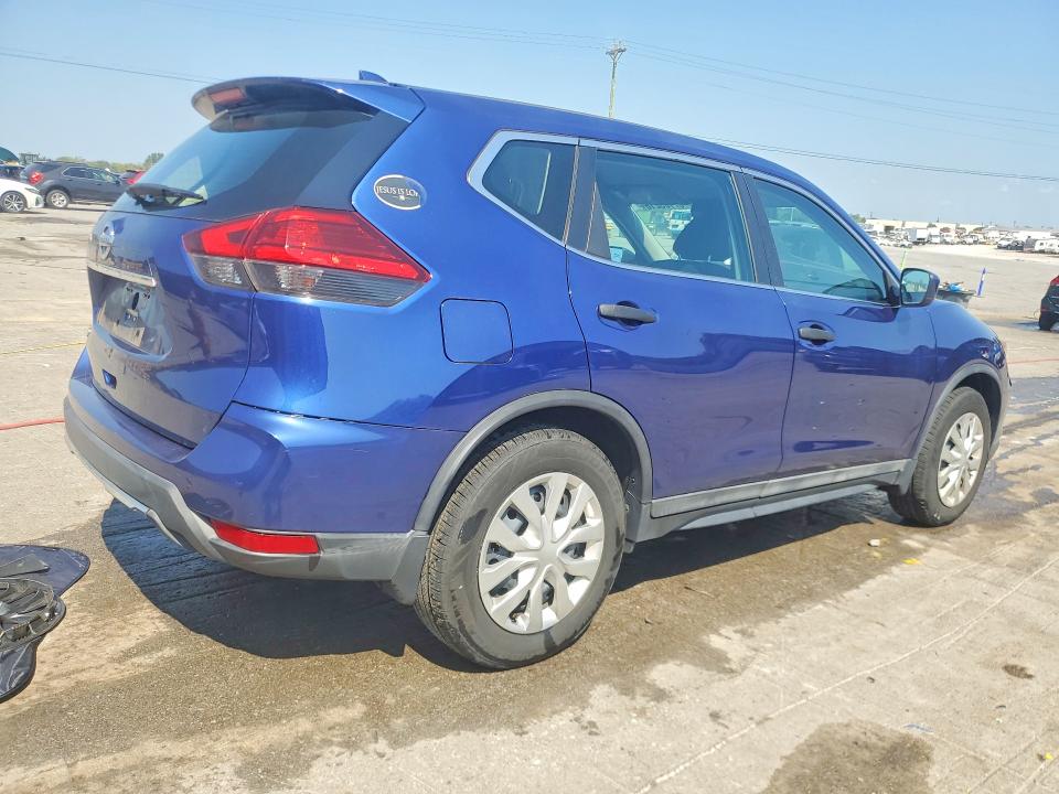 Photo 3 from auction – 2017 NISSAN ROGUE with VIN 5N1AT2MT5HC832760