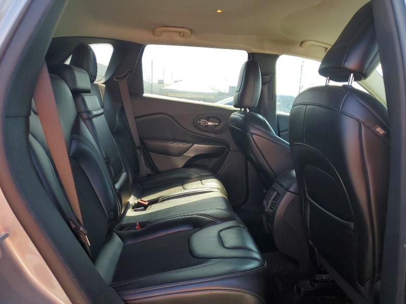 Снимка 11 от търг – 2019 JEEP CHEROKEE с VIN 1C4PJLLB3KD248359