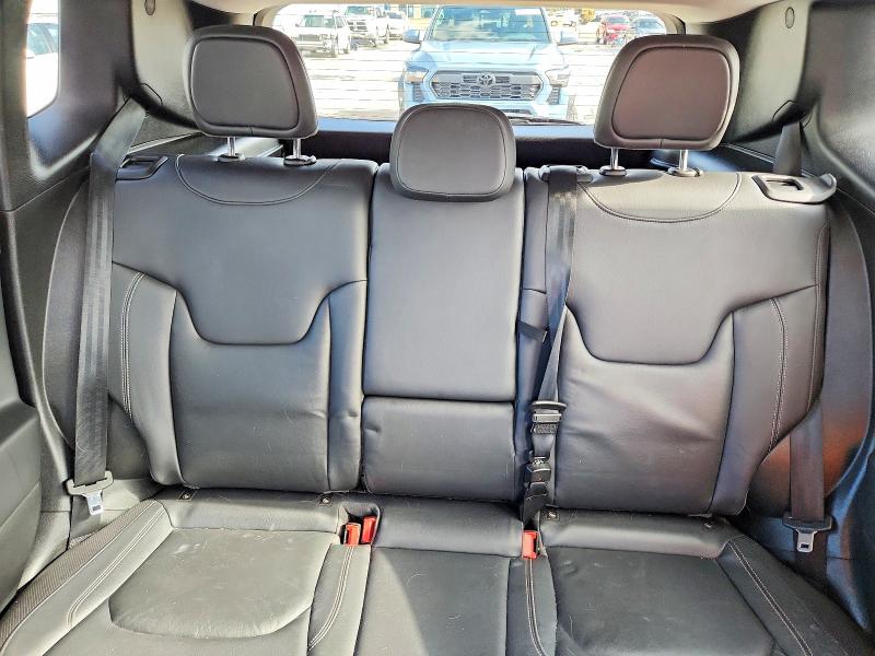 Photo 10 from auction – 2016 JEEP RENEGADE with VIN ZACCJBDTXGPD25785