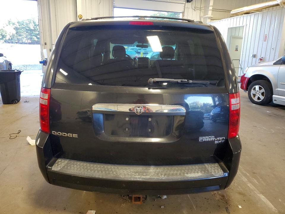 Photo 6 from auction – 2010 DODGE GRAND CARAVAN with VIN 2D4RN5D11AR369341