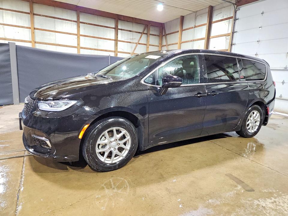CHRYSLER PACIFICA 2025 with VIN 2C4RC1BG1SR600520 - Photo from auction