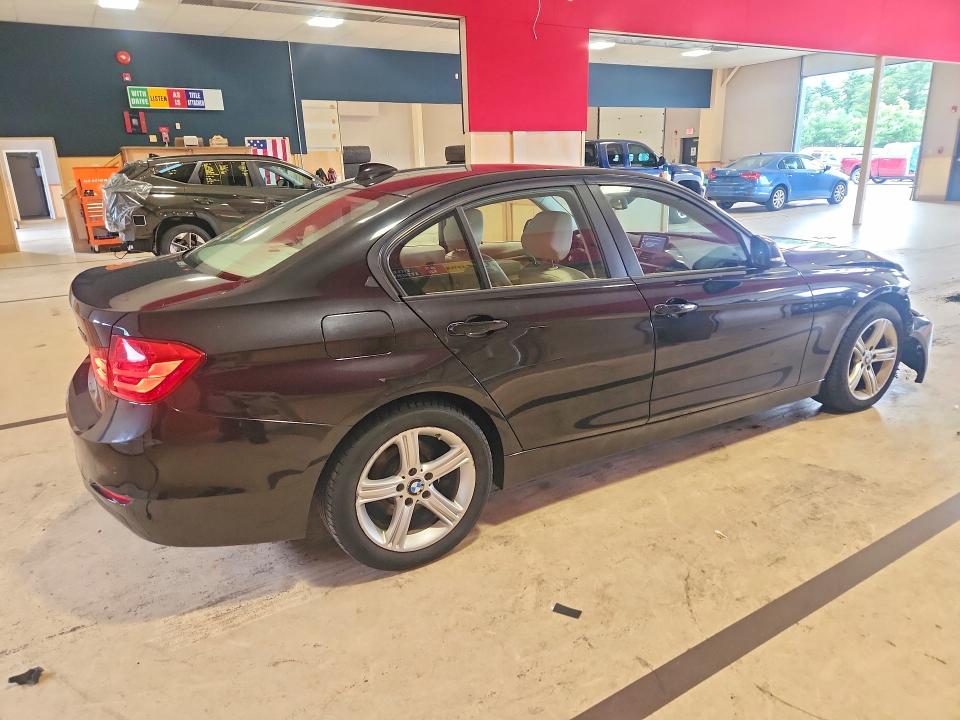 Photo 3 from auction – 2013 BMW 328 with VIN WBA3B5C51DP539085