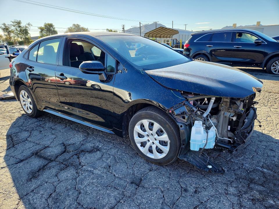 Снимка 4 от търг – 2025 TOYOTA COROLLA HYBRID с VIN JTDBCMFE0S3085661