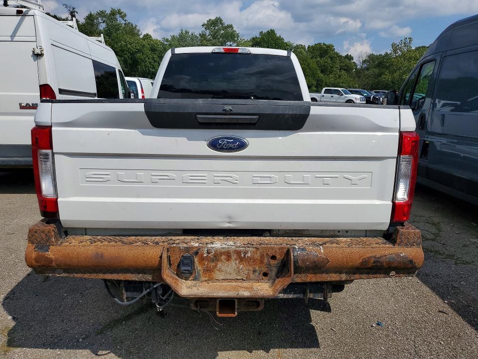 Photo 6 from auction – 2018 FORD F350 with VIN 1FT8W3BT2JEC47258