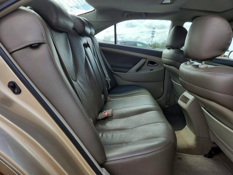 Photo 10 from auction – 2011 TOYOTA CAMRY with VIN 4T4BF3EK7BR117333
