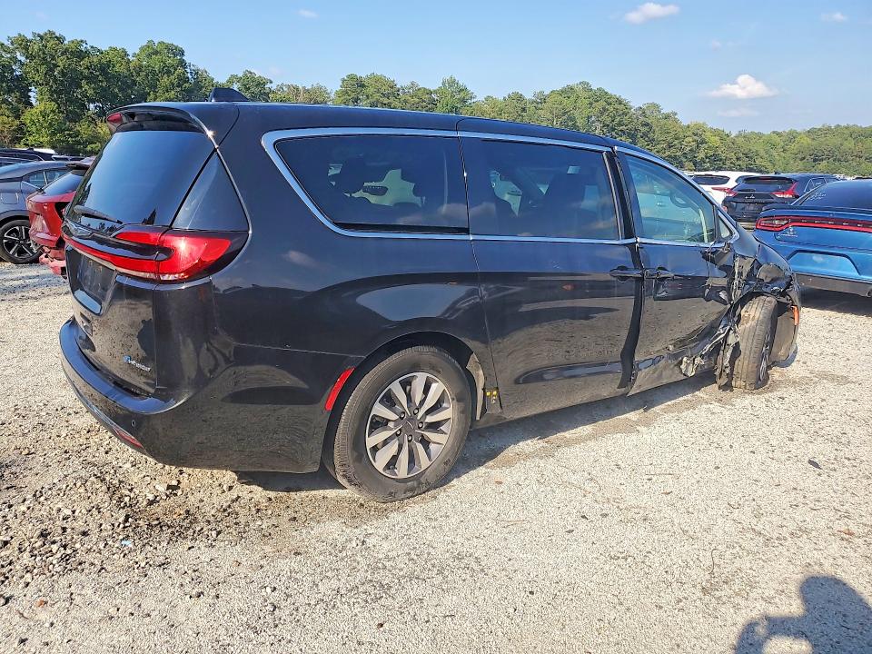 صورة رقم 3 من المزاد - 2023 CHRYSLER PACIFICA مع VIN 2C4RC1L71PR611586