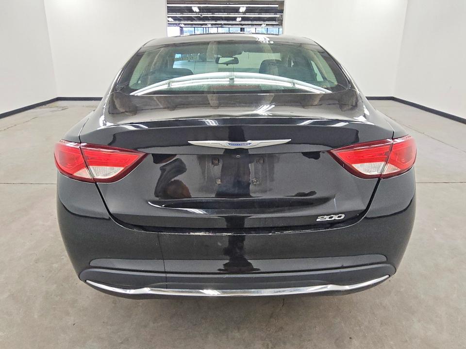 Photo 6 from auction – 2016 CHRYSLER 200 with VIN 1C3CCCAB6GN102412