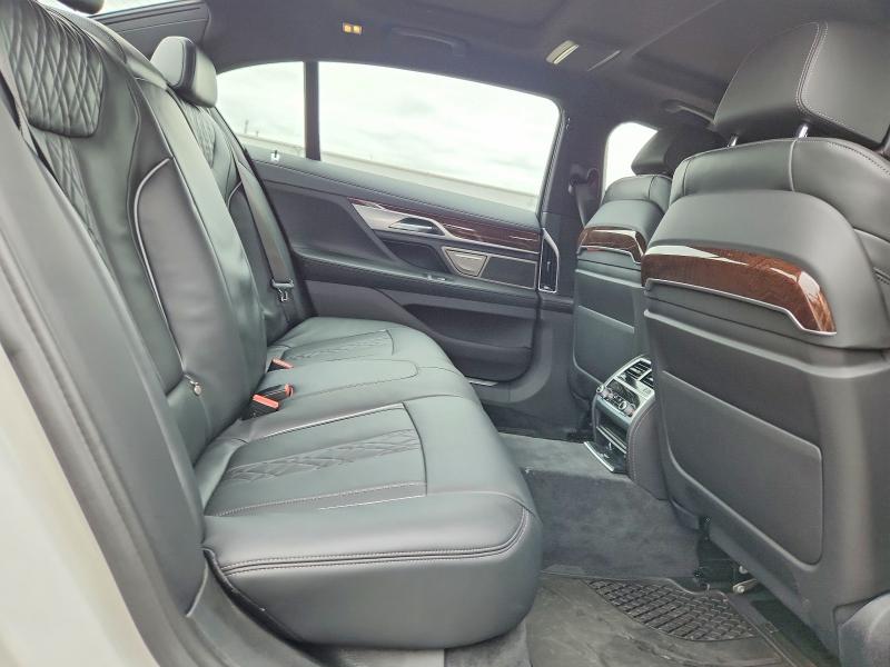 صورة رقم 10 من المزاد - 2022 BMW 750 مع VIN WBA7U2C08NCJ33974