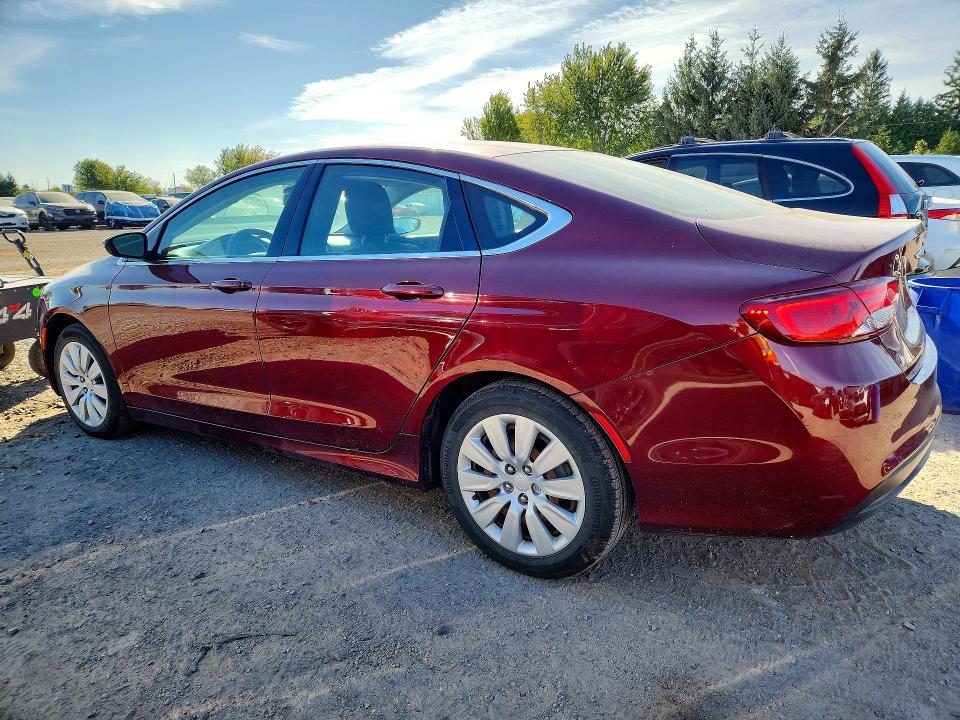 Снимка 2 от търг – 2015 CHRYSLER 200 с VIN 1C3CCCFB9FN569489