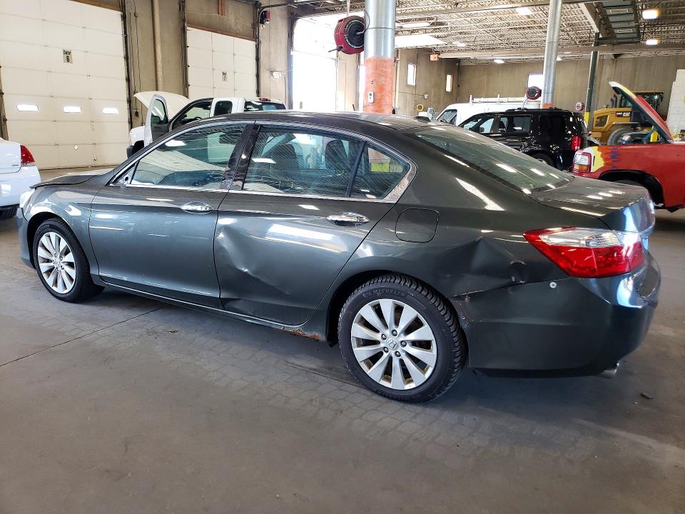 Photo 2 from auction – 2013 HONDA ACCORD with VIN 1HGCR3F83DA048207