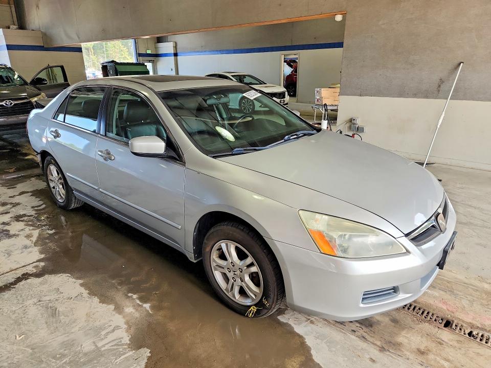 Photo 4 from auction – 2007 HONDA ACCORD with VIN 1HGCM56897A200344