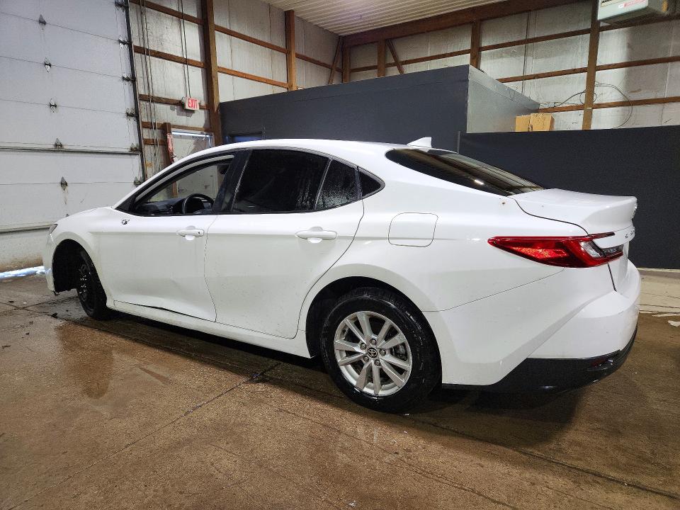 Photo 2 from auction – 2025 TOYOTA CAMRY with VIN 4T1DAACK9SU001043