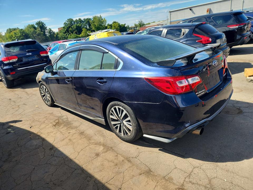 Photo 2 from auction – 2018 SUBARU LEGACY with VIN 4S3BNAB64J3042995