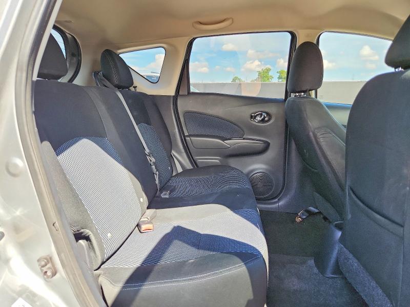 Снимка 10 от търг – 2015 NISSAN VERSA NOTE с VIN 3N1CE2CPXFL395550