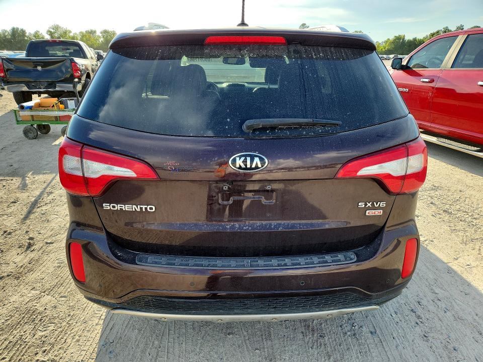 Photo 6 from auction – 2014 KIA SORENTO with VIN 5XYKWDA71EG529405