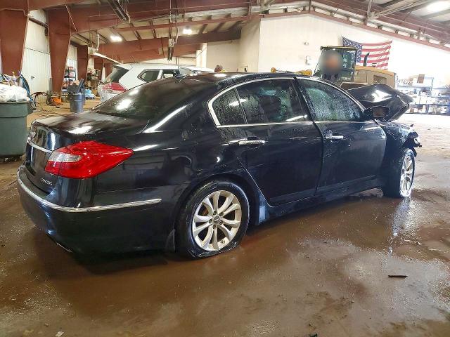 Photo 3 from auction – 2012 HYUNDAI GENESIS with VIN KMHGC4DD0CU196315