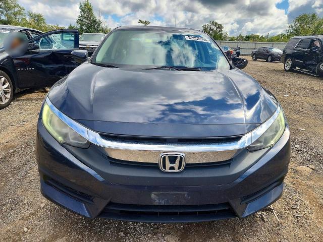 Photo 5 from auction – 2016 HONDA CIVIC with VIN 19XFC2F57GE044305