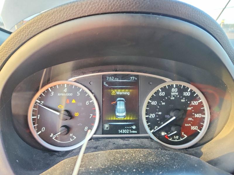 Photo 9 from auction – 2017 NISSAN SENTRA with VIN 3N1AB7AP1HY236762