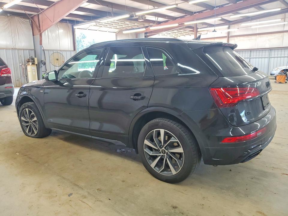 Снимка 2 от търг – 2024 AUDI Q5 с VIN WA1GAAFY2R2117492