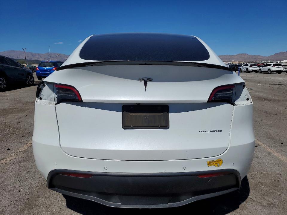 Снимка 6 от търг – 2021 TESLA MODEL Y с VIN 5YJYGAEE1MF286604