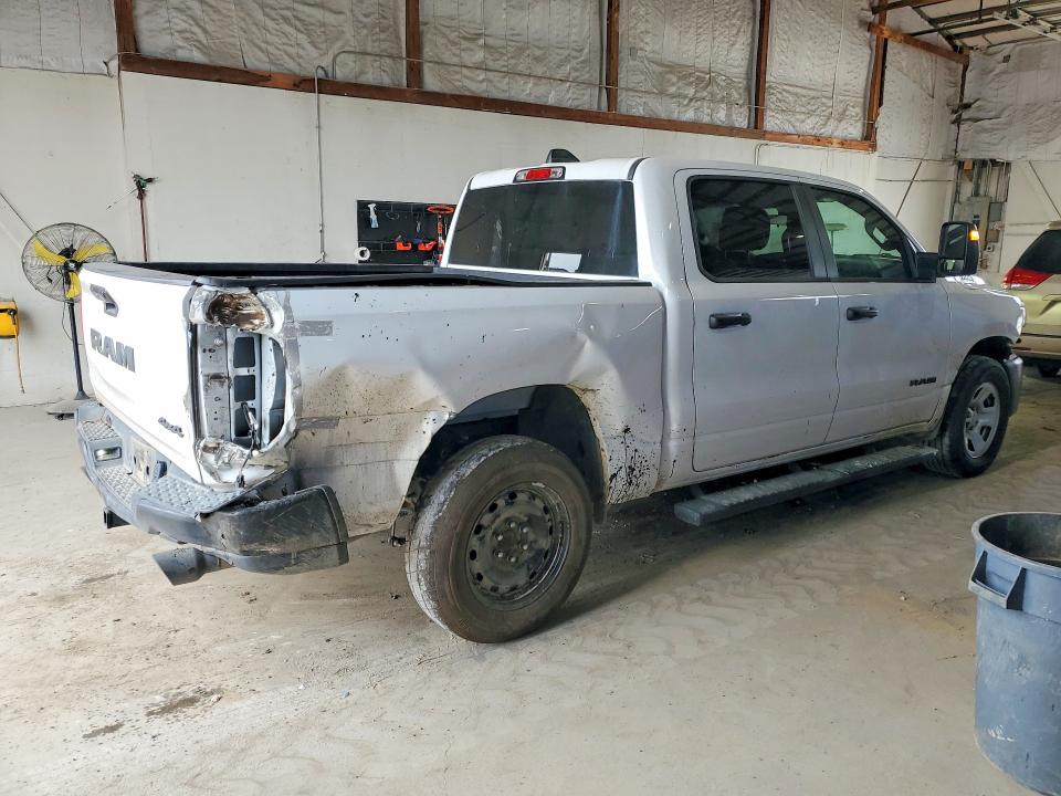 Снимка 3 от търг – 2026 RAM 1500 с VIN 1C6SRFGP5TN186086
