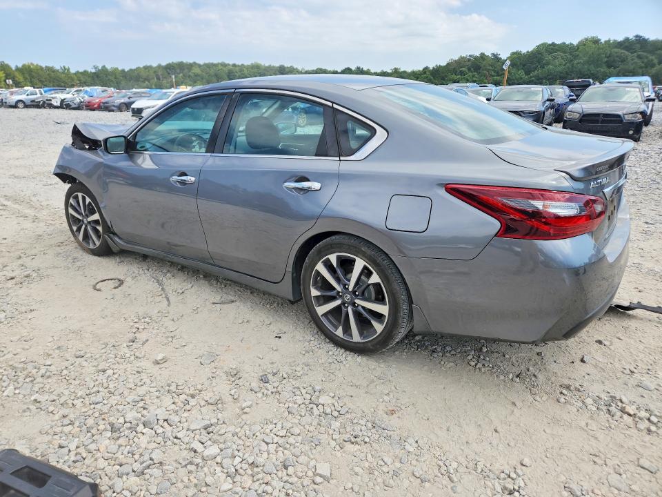 Снимка 2 от търг – 2017 NISSAN ALTIMA с VIN 1N4AL3AP4HN357369