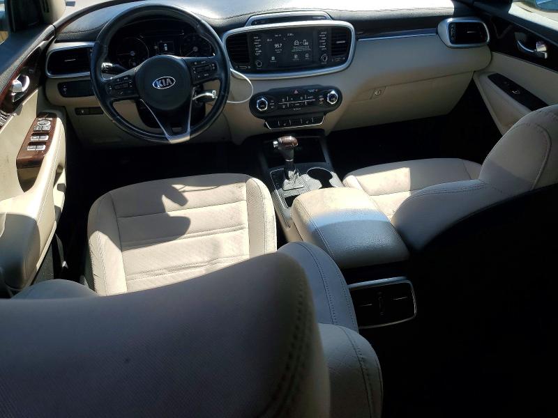 Photo 8 from auction – 2017 KIA SORENTO with VIN 5XYPG4A33HG284627