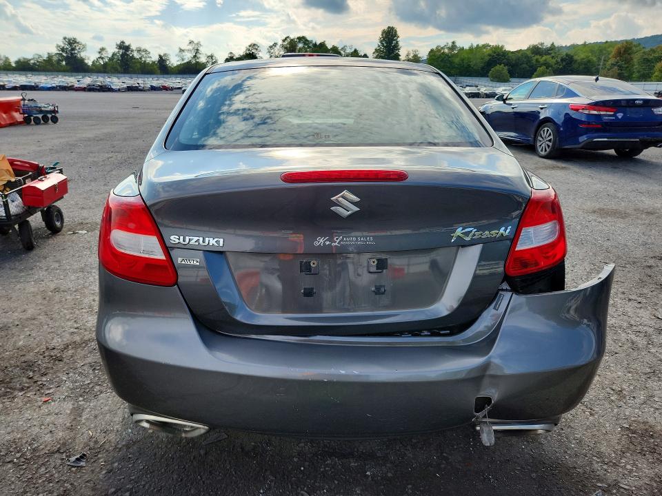 Photo 6 from auction – 2010 SUZUKI KIZASHI with VIN JS2RF9A52A6100643