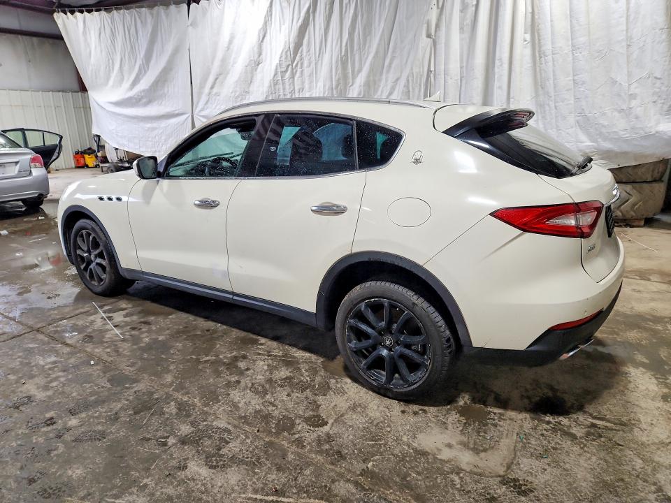 Photo 2 from auction – 2017 MASERATI LEVANTE with VIN ZN661YUA0HX262918