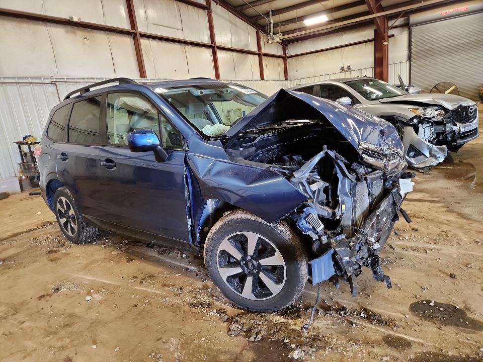 Photo 4 from auction – 2018 SUBARU FORESTER with VIN JF2SJAGC7JH504481