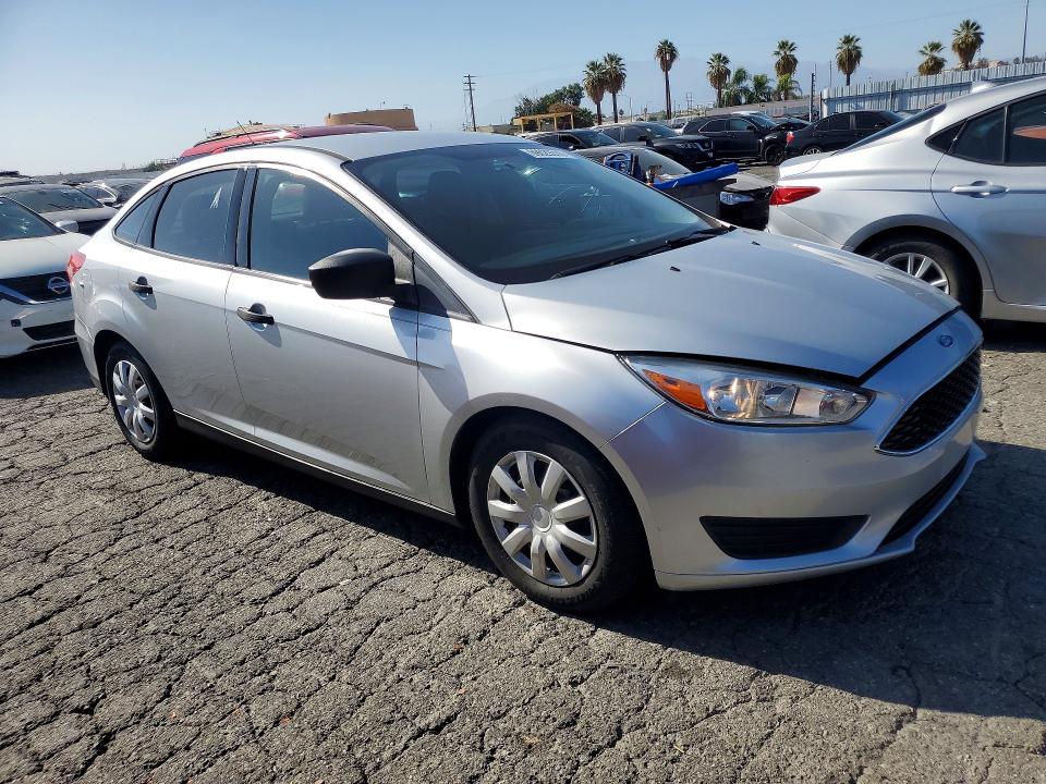 صورة رقم 4 من المزاد - 2017 FORD FOCUS مع VIN 1FADP3E26HL343940