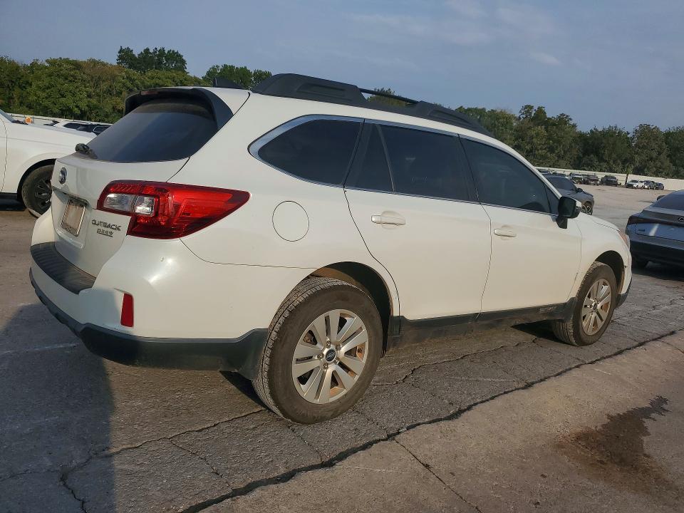 صورة رقم 3 من المزاد - 2017 SUBARU OUTBACK مع VIN 4S4BSAHC3H3344029