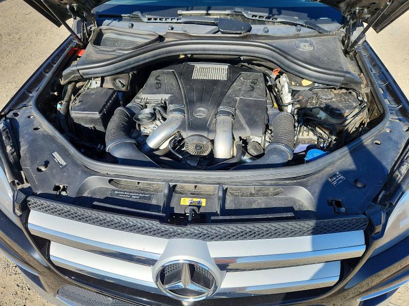 Photo 12 from auction – 2015 MERCEDES-BENZ GL with VIN 4JGDF7DE4FA532235