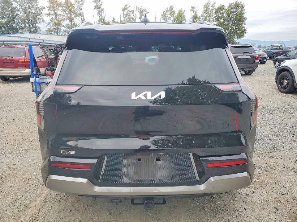 Photo 6 from auction – 2024 KIA EV9 with VIN KNDADFS52R6027599