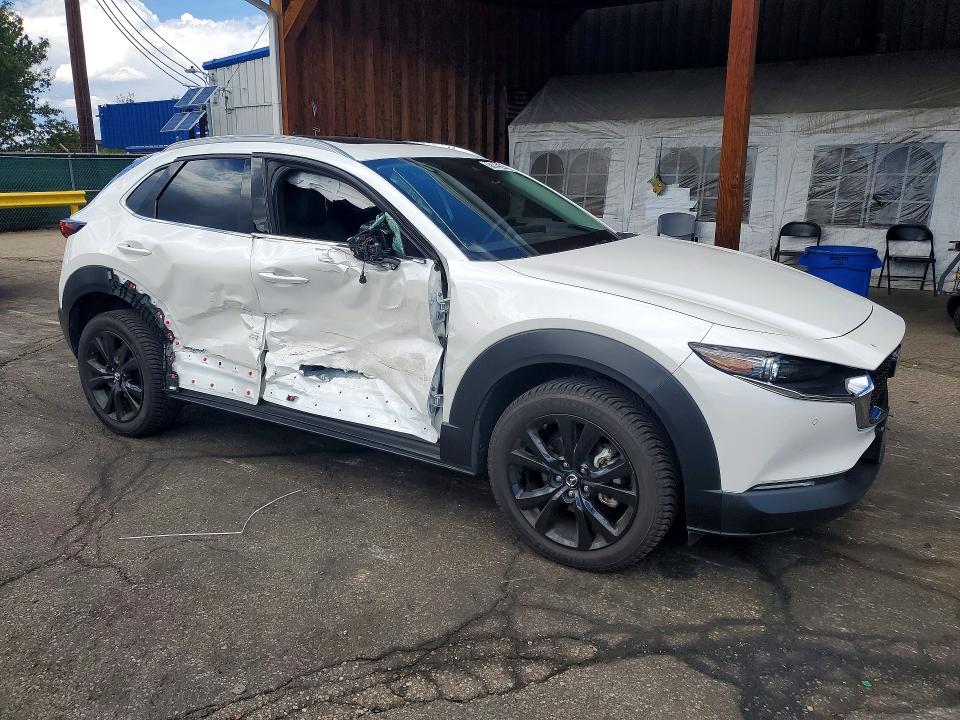 Photo 4 from auction – 2021 MAZDA CX-30 with VIN 3MVDMBEY1MM241468