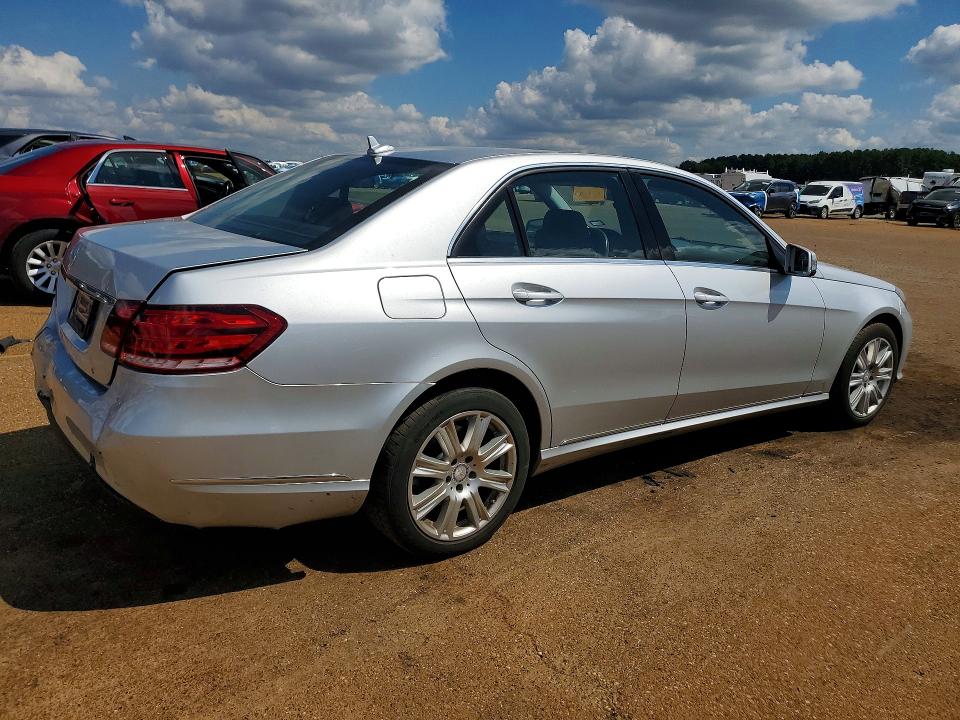 صورة رقم 3 من المزاد - 2014 MERCEDES-BENZ E مع VIN WDDHF5KB8EA898514