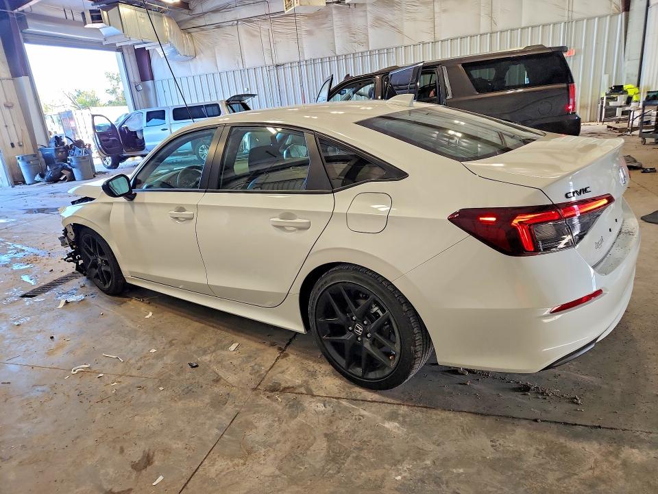 Photo 2 from auction – 2026 HONDA CIVIC with VIN 2HGFE2F57TH625247
