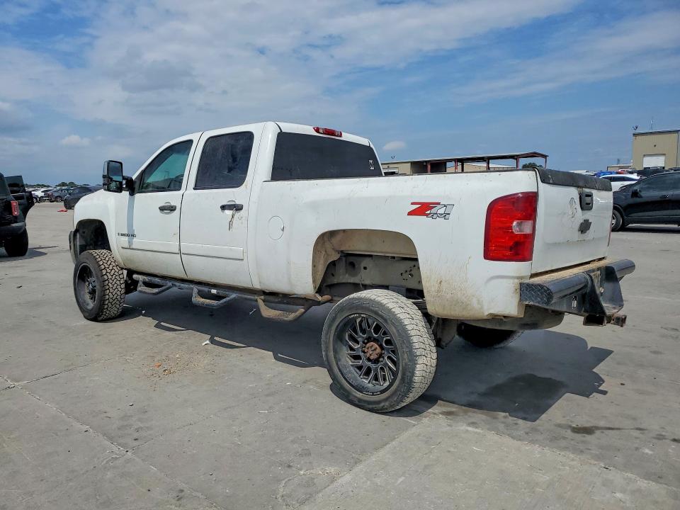Photo 2 from auction – 2007 CHEVROLET SILVERADO with VIN 1GCHK23667F513981