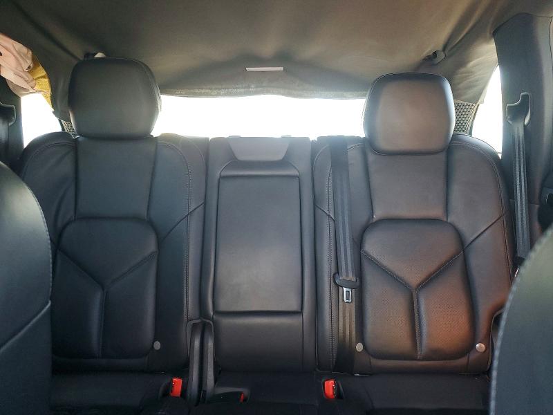 Фото 10 с аукциона – 2014 PORSCHE CAYENNE с VIN WP1AA2A23ELA05775