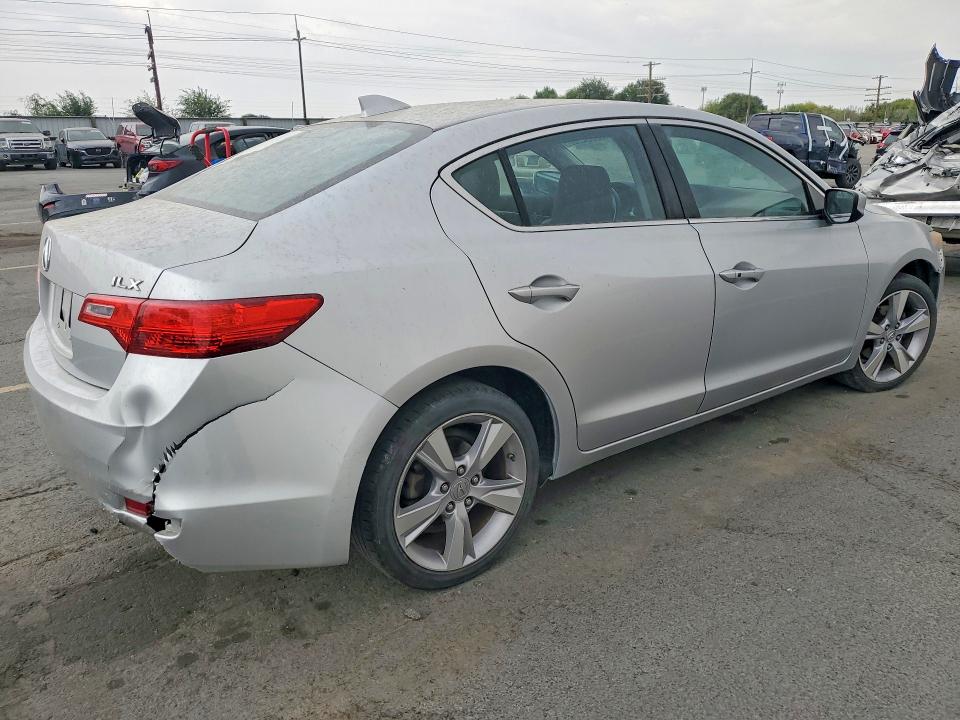 Photo 3 from auction – 2014 ACURA ILX with VIN 19VDE1F39EE012956