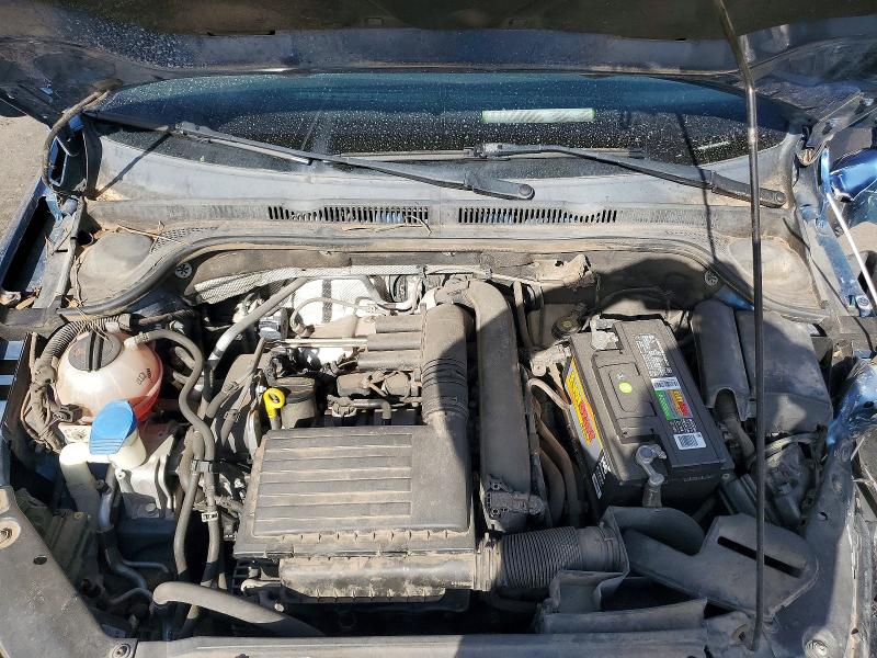 Снимка 11 от търг – 2017 VOLKSWAGEN JETTA с VIN 3VW2B7AJ3HM383828