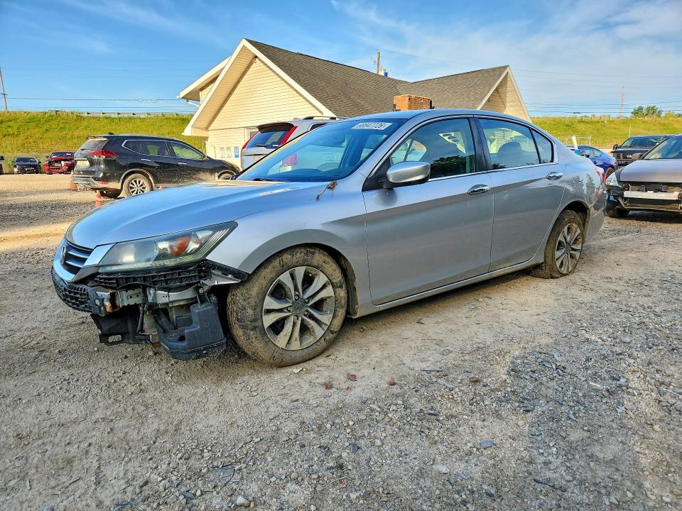 HONDA ACCORD 2015 with VIN 1HGCR2F35FA124351 - Photo from auction