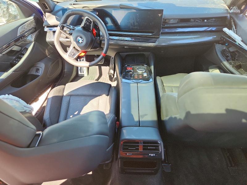 صورة رقم 8 من المزاد - 2027 BMW M5 مع VIN WBS83FK07VCY08838