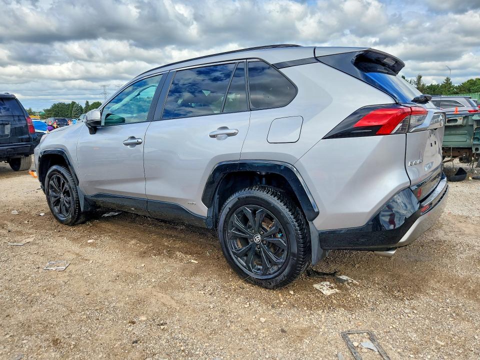Фото 2 с аукциона – 2023 TOYOTA RAV4 с VIN 4T3T6RFV3PU123820